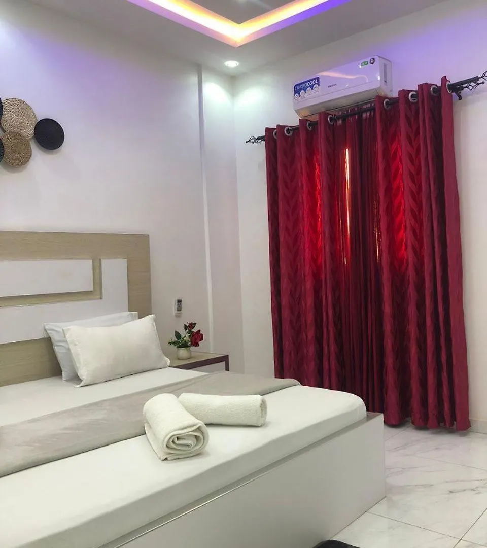 Appartement Meuble Dakar Suite 3 0*,